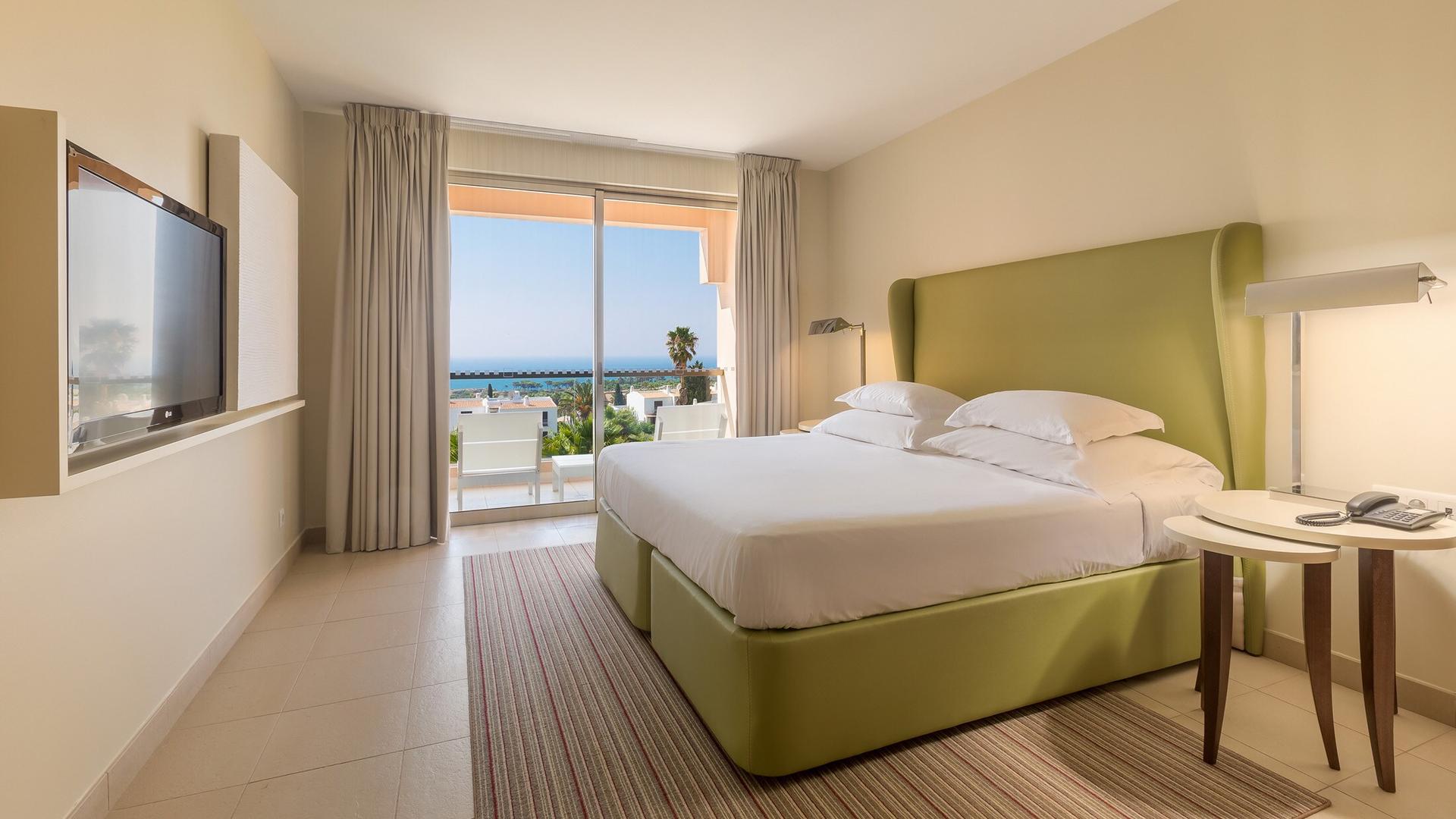 Double bed and balcony