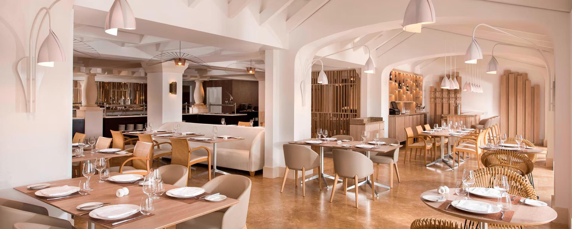 Empty dining area