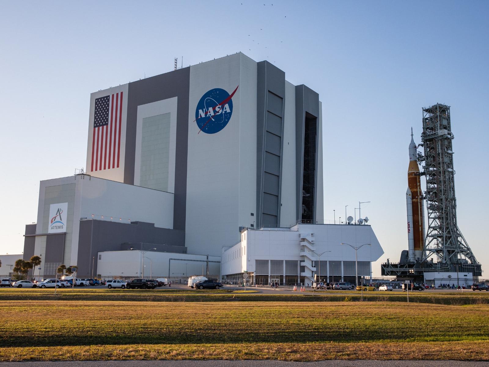 Panoramic view of the NASA building