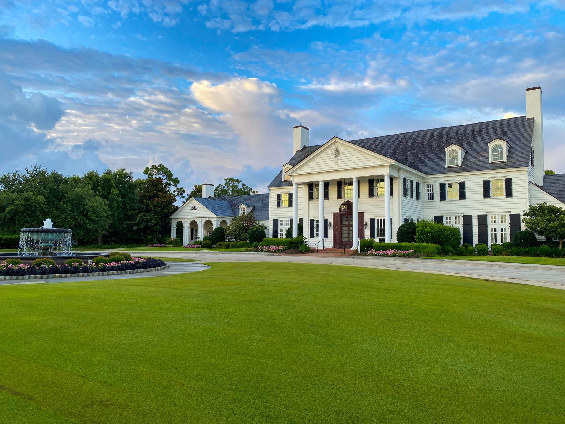 Panoramic view of the clubhouse