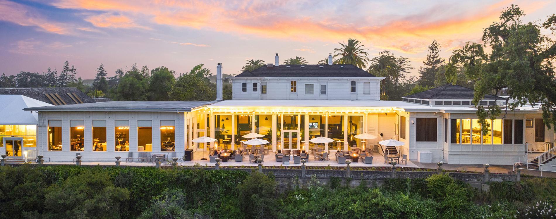 Panoramic view of the Silverado Resort building