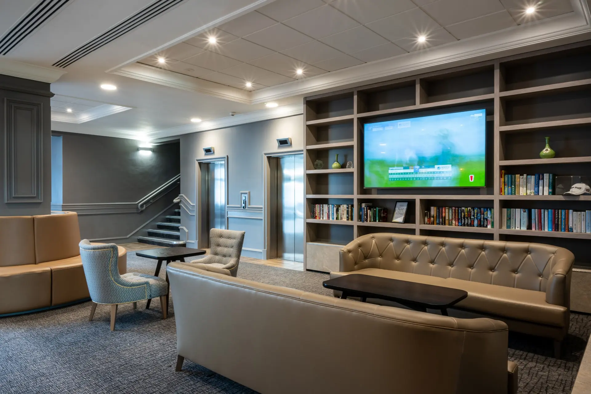Seating room at the Carnoustie Resort with a modern design and smart TV