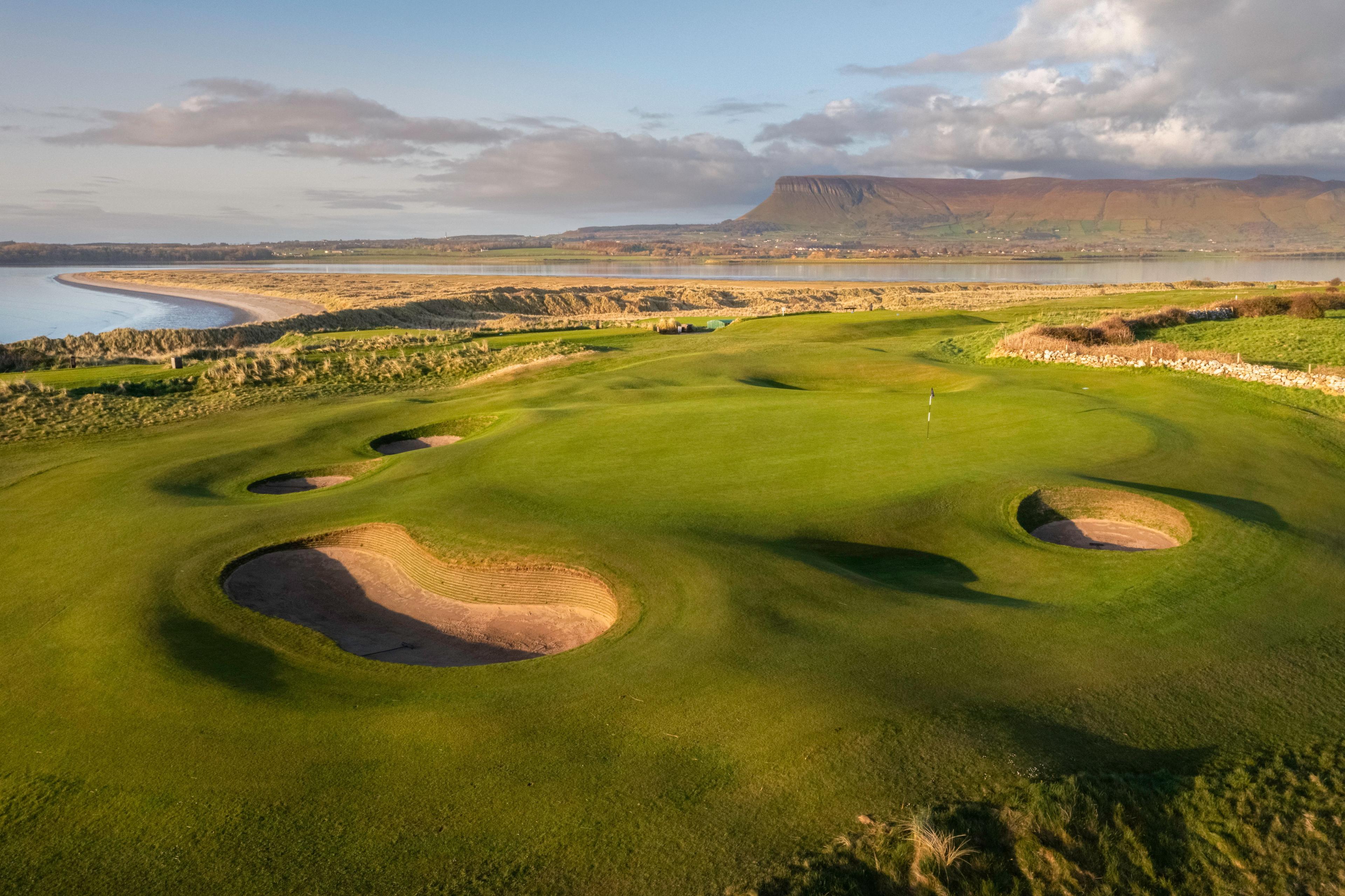 Overhead view of the bunkers surrounding putting greens at the County Silgo Golf Club