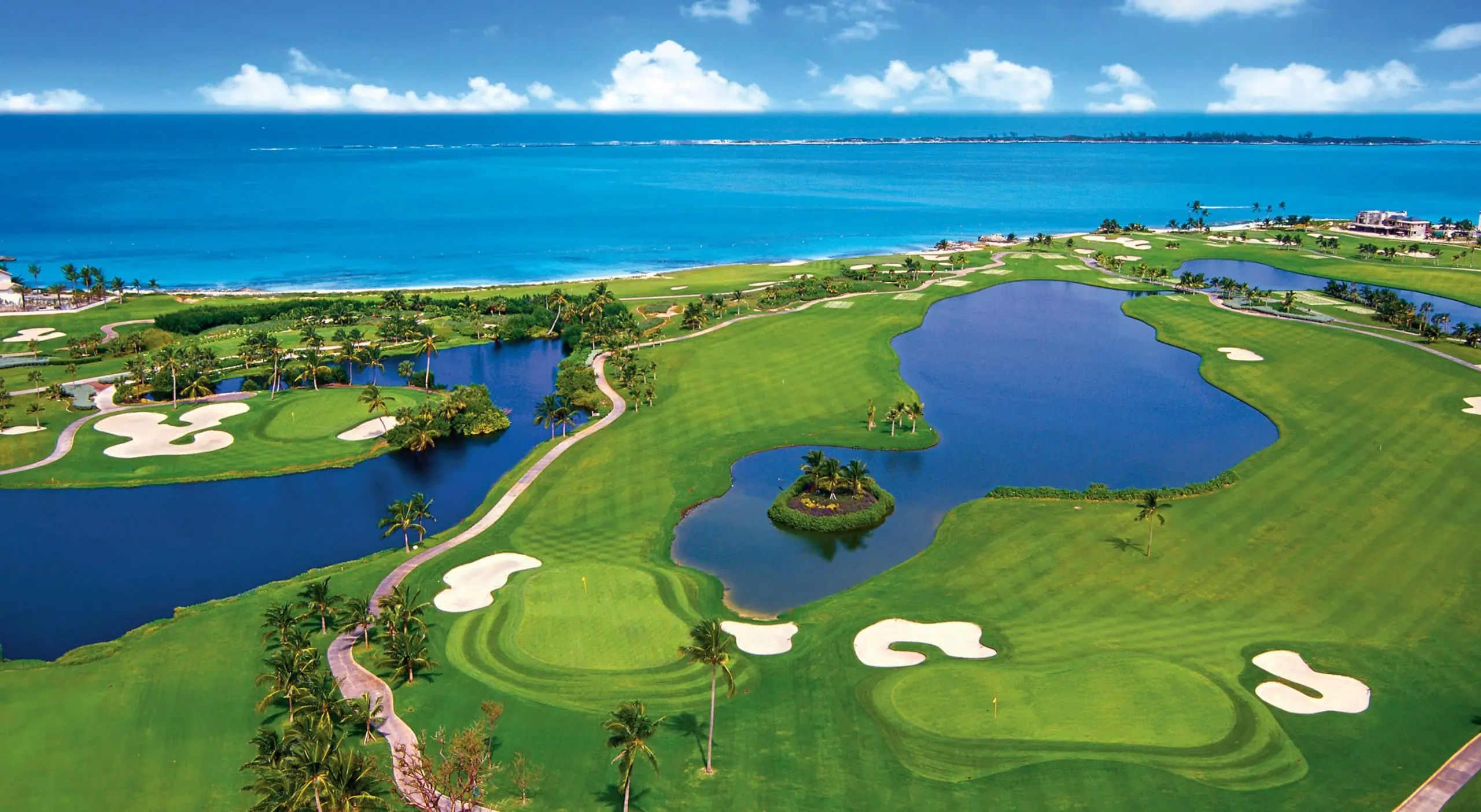A large water hazard placed in centre of The Ocean Club golf course