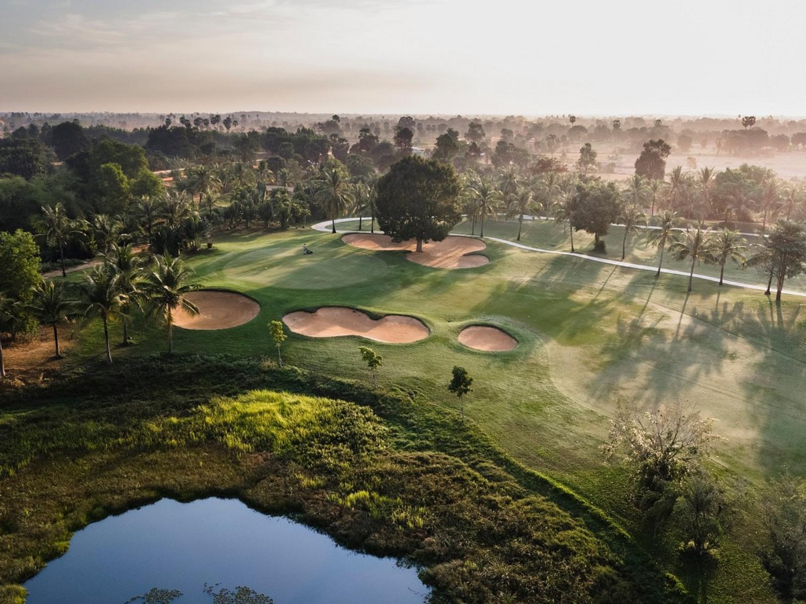 Aerial view of a green with bunkers around it at Phokeethra