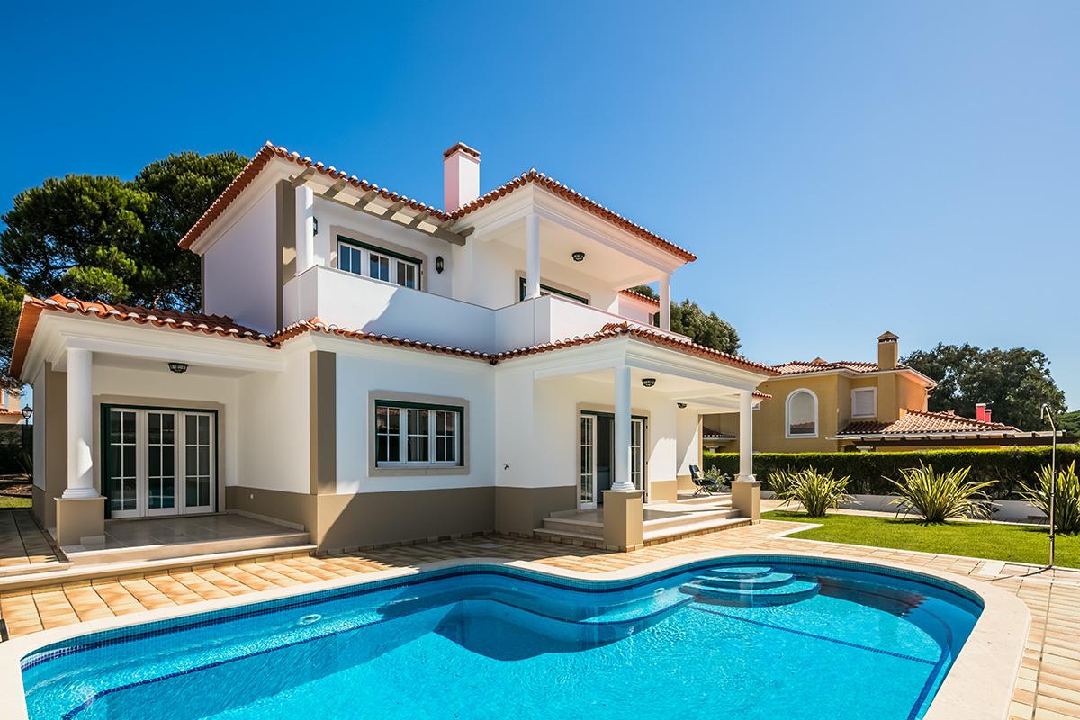 Villa with a private swimming pool