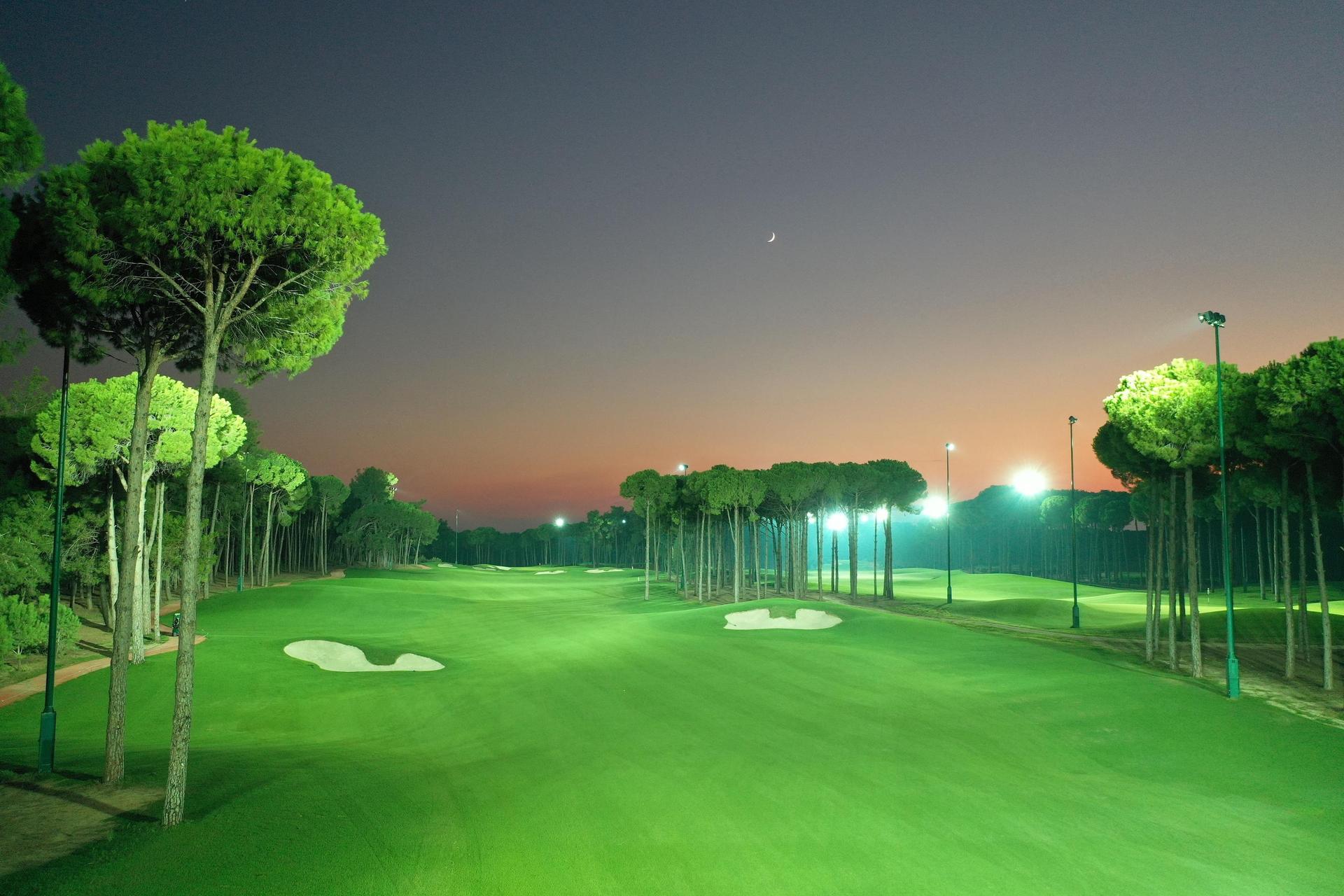 Night golf at the Carya Golf Course
