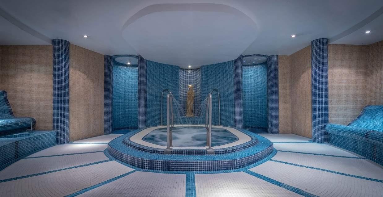 Spa at the Slieve Russell featuring a uniquely designed Jacuzzi