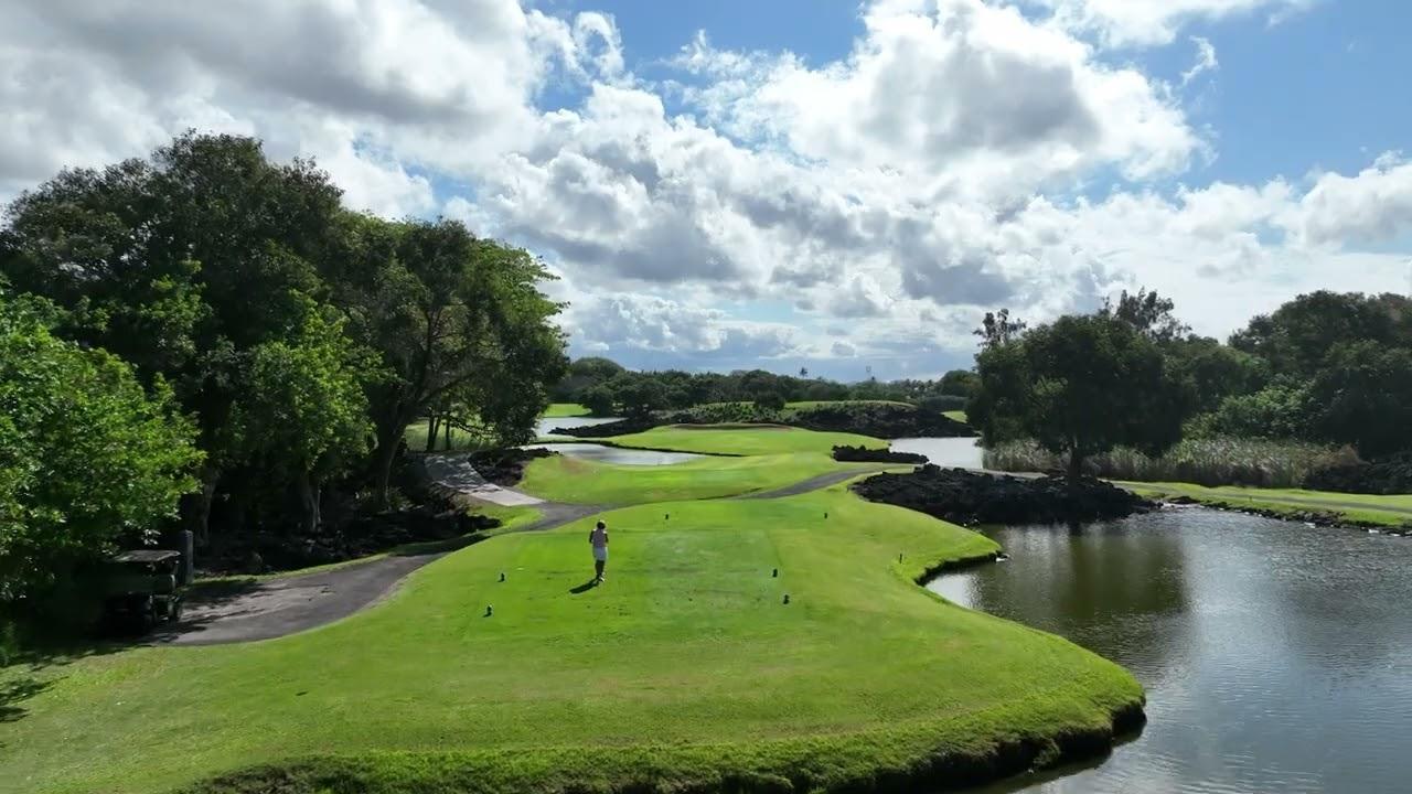 View of a tough tee shot on the Links Course