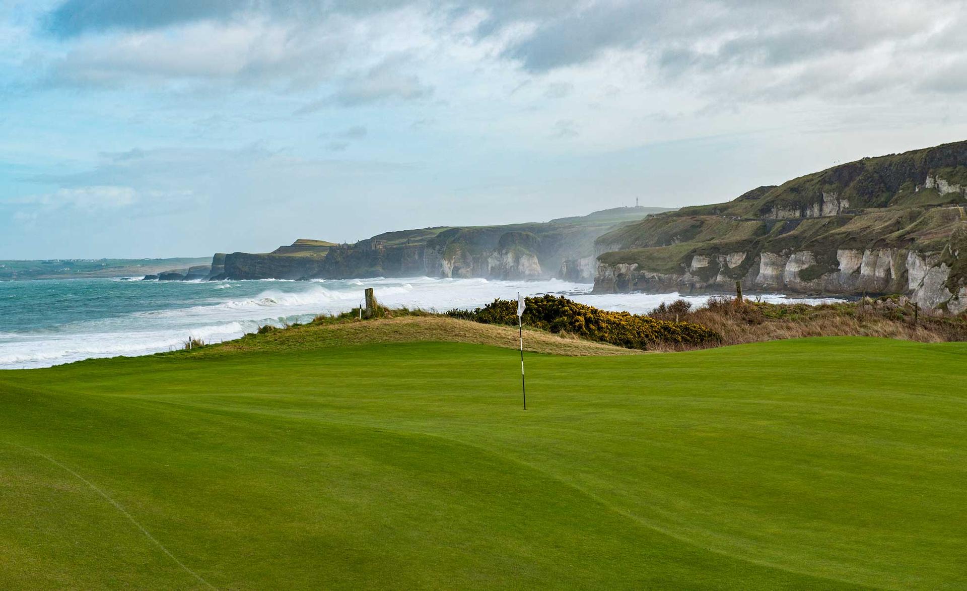 Royal Portrush course green overlooking the ocean