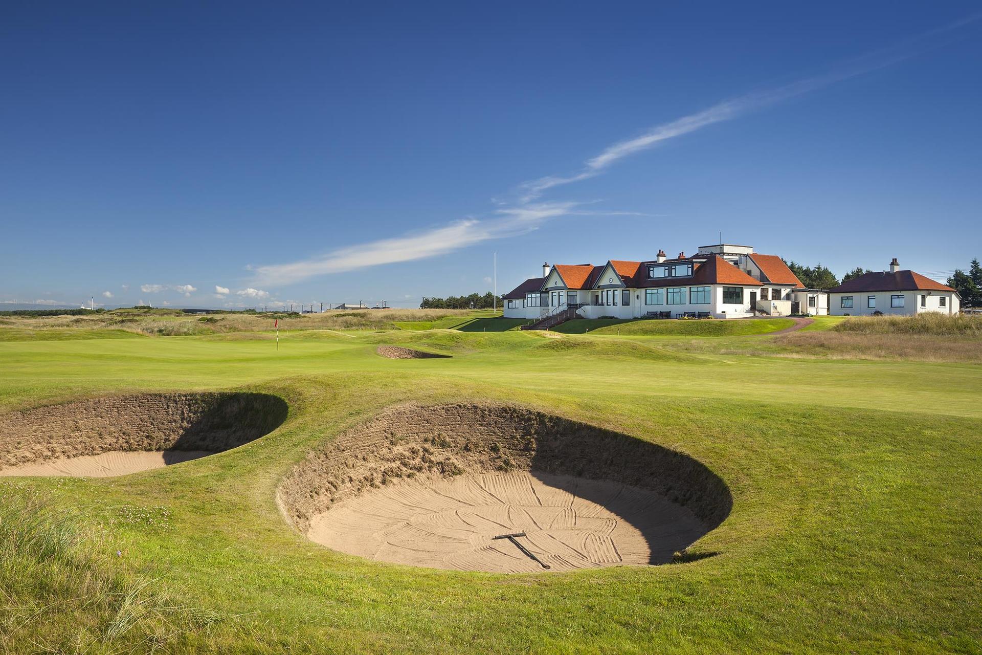 Pot bunkers at the Western Gailes course