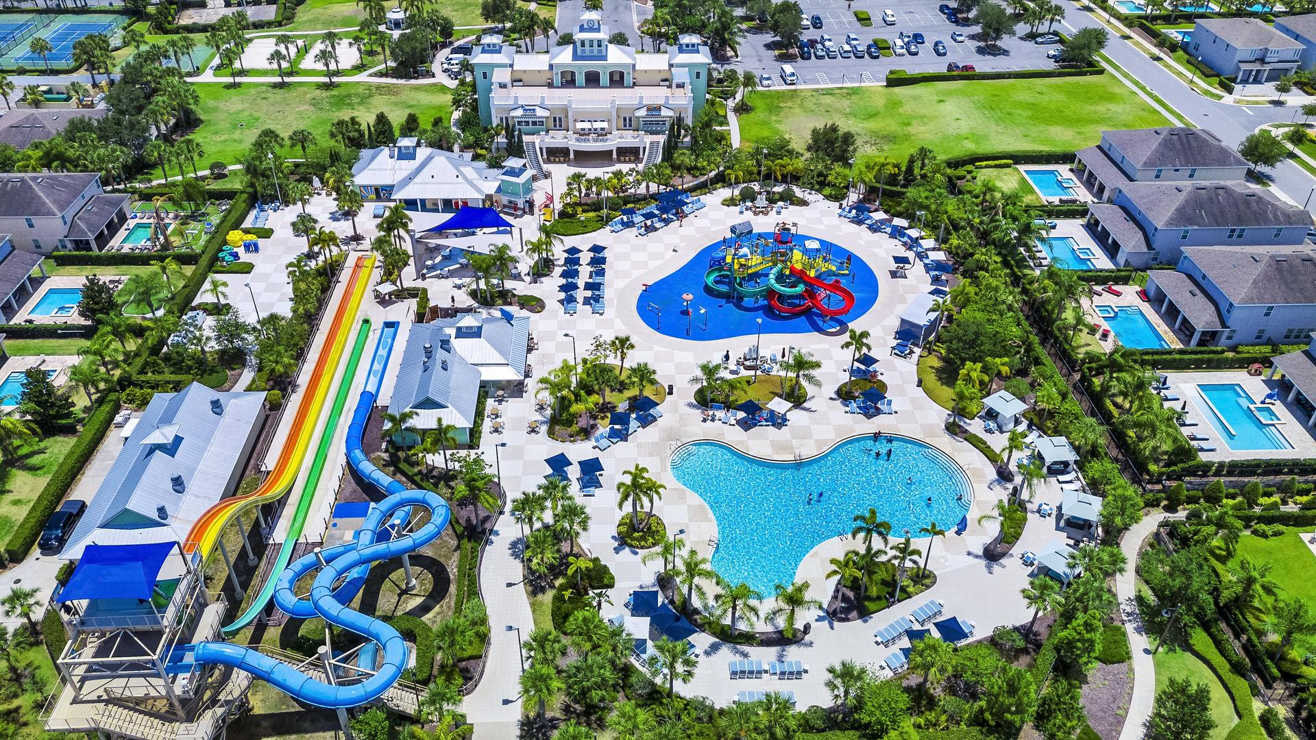 Overhead view of the outdoor swimming pools and surrounding villas at Encore Resort at Reunion
