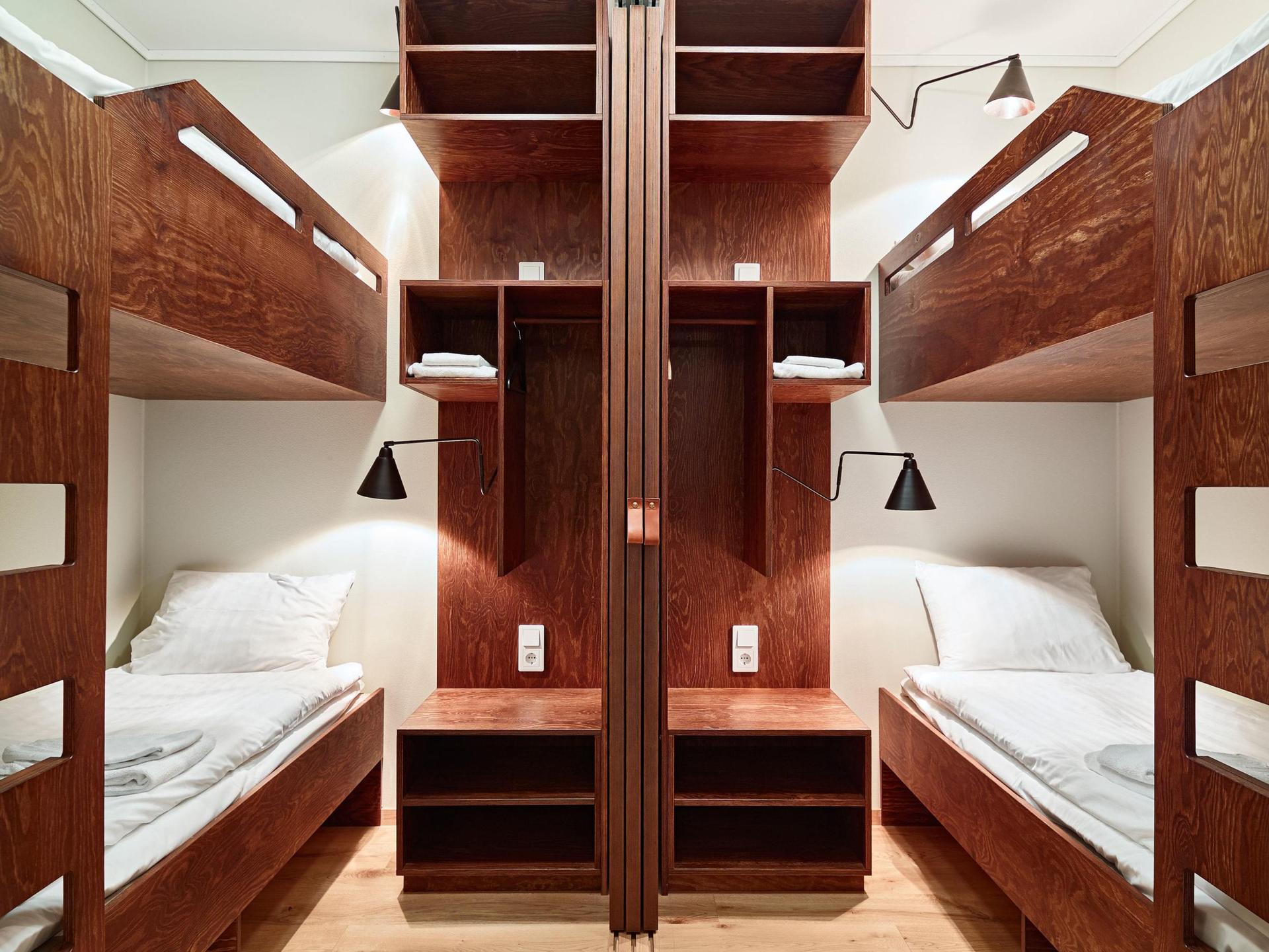 A 4 bed bunkbed room at the Öijared Resort