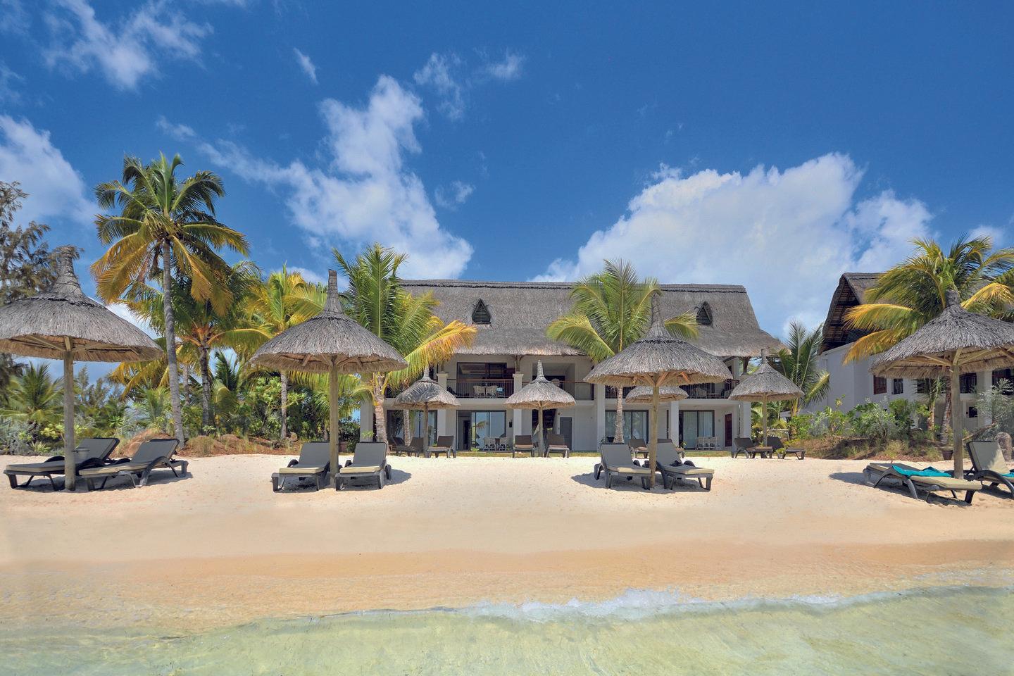 Panoramic view of the Villas at Paradis Beachcomber Golf Resort & Spa