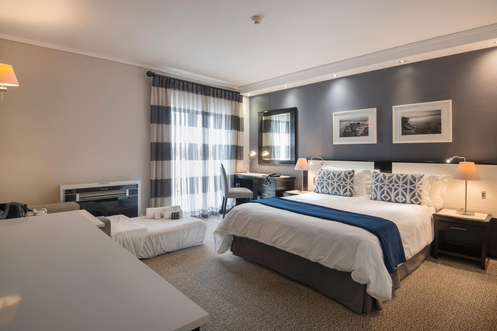 Double bed suite at Commodore Hotel