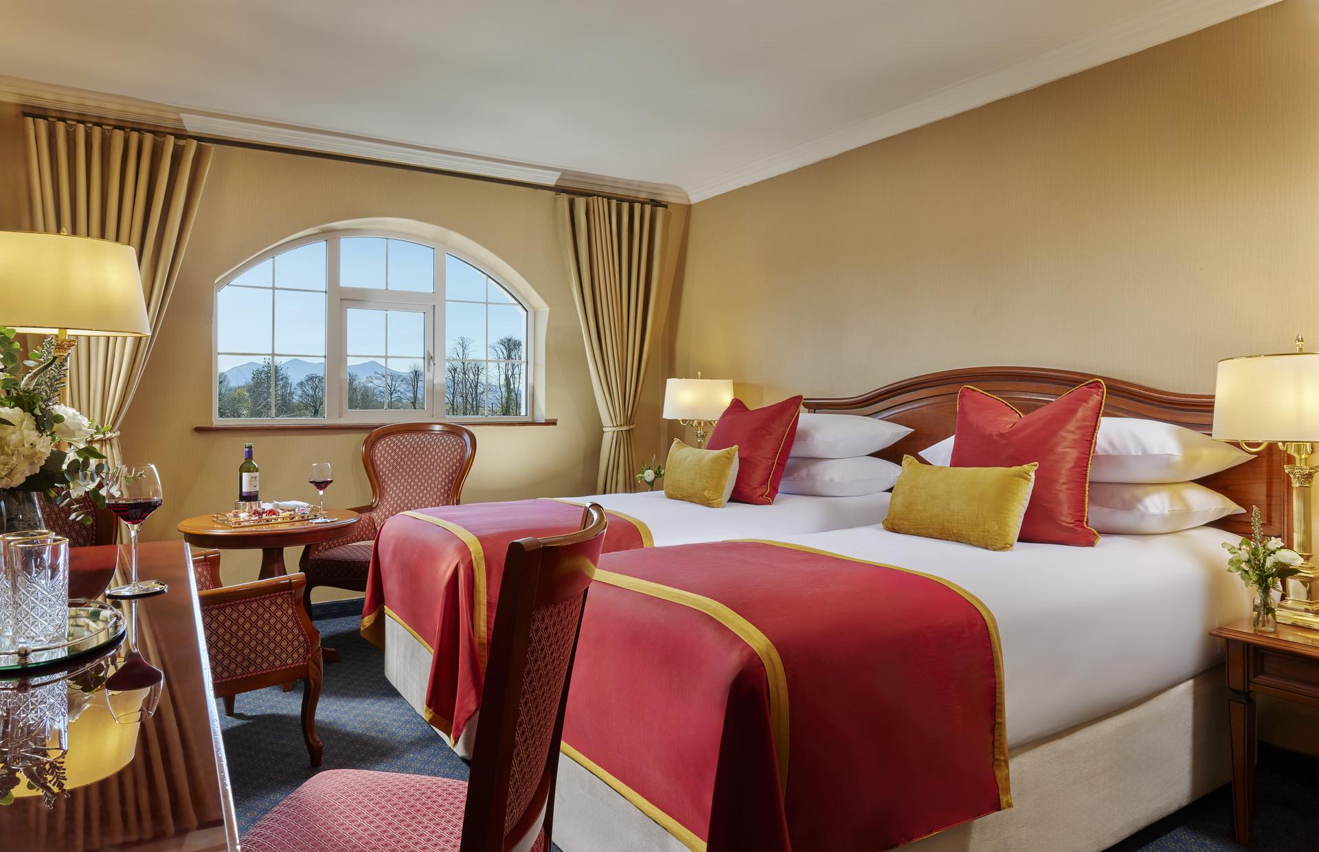 Twin bed suite at Killarney Towers Hotel