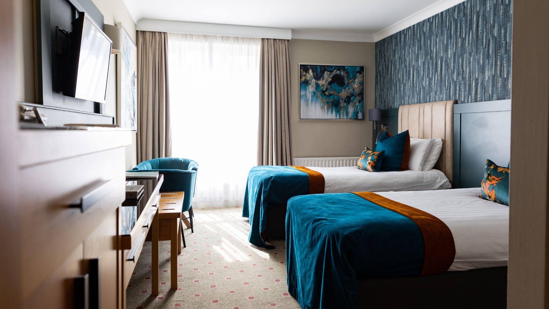 Twin bed suite at Lahinch Coast Hotel