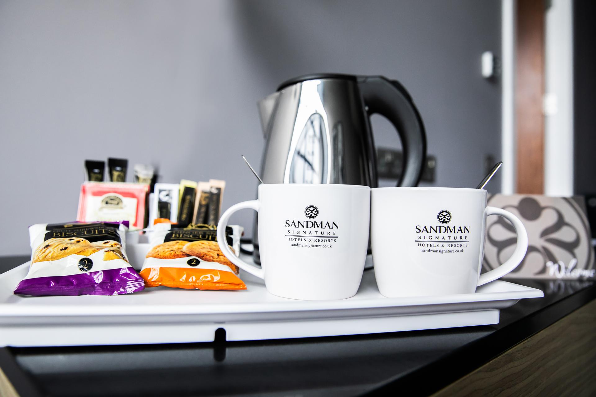 Tea at Sandman Signature Aberdeen Hotel