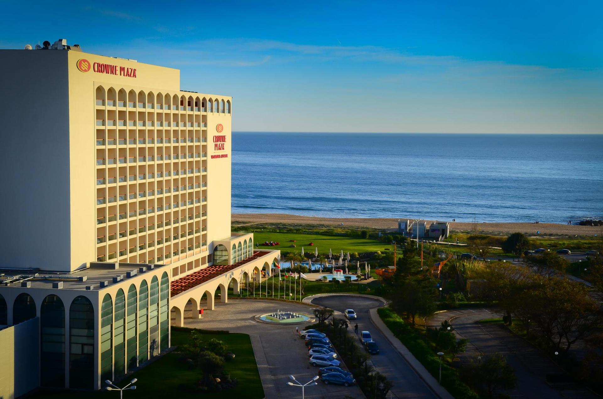 Outdoor view of the hotel overlooking the sea