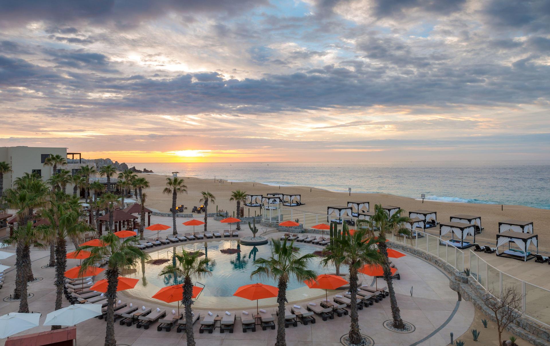 Overhead view of the outdoor pool at Pueblo Bonito Pacifica Resort