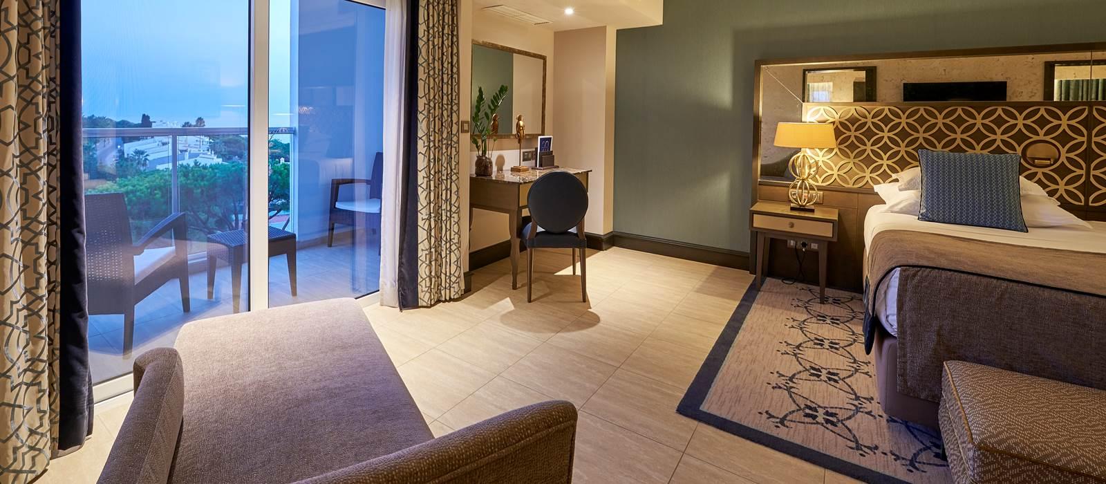 Double bed with balcony