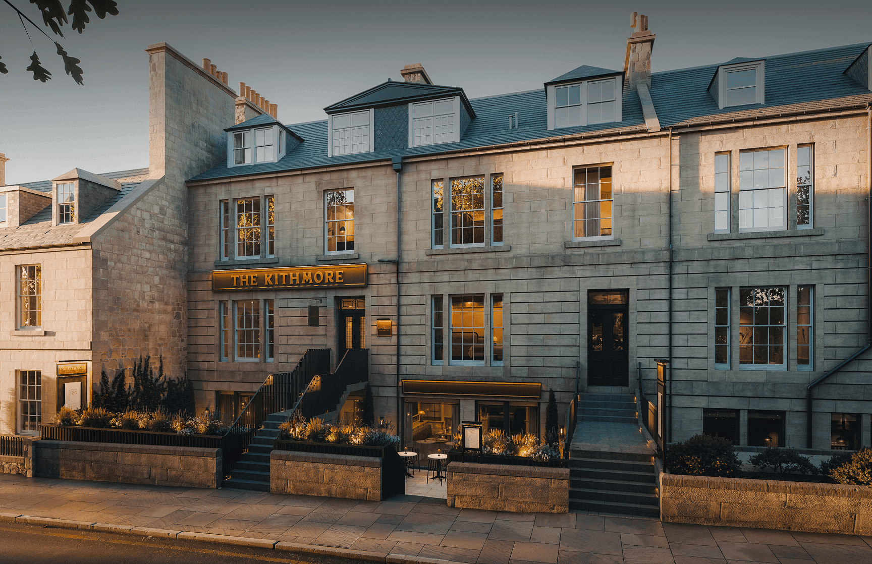 Panoramic view of the The Kithmore Hotel building